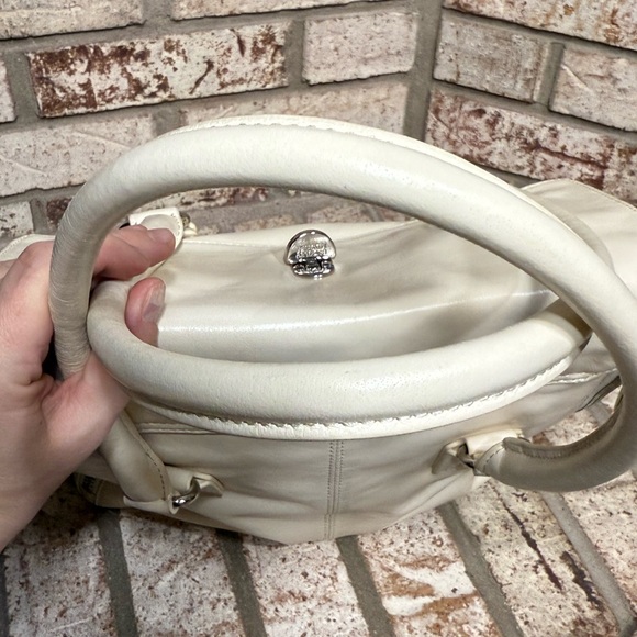 Badgley Mischka Ivory and Black Leather Tote Bag Silver Hardware Satchel - Picture 10 of 13